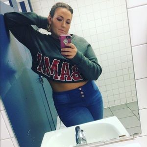 Meet your Posher, Sheree